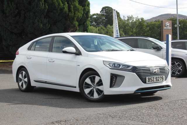 Hyundai Ioniq 1.6 GDi Plug-in Hybrid Premium 5dr DCT Hybrid White