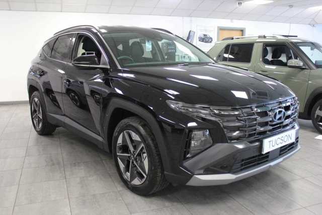 Hyundai Tucson 1.6T Premium 5dr Estate Petrol Pearl - Abyss black