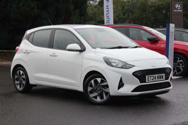 Hyundai i10 1.0 [63] Advance 5dr [Nav] Hatchback Petrol White