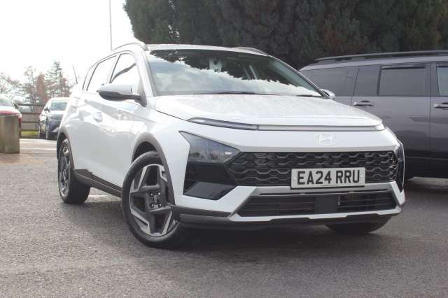 Hyundai BAYON 1.0 TGDi Premium 5dr DCT Petrol White