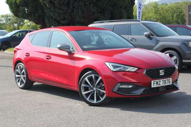 SEAT Leon 1.0 Fr Sport Etsi S-A Hybrid Red